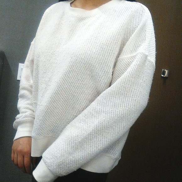 Cream Drop Shoulder Knit Sweater - Picture 4 of 5